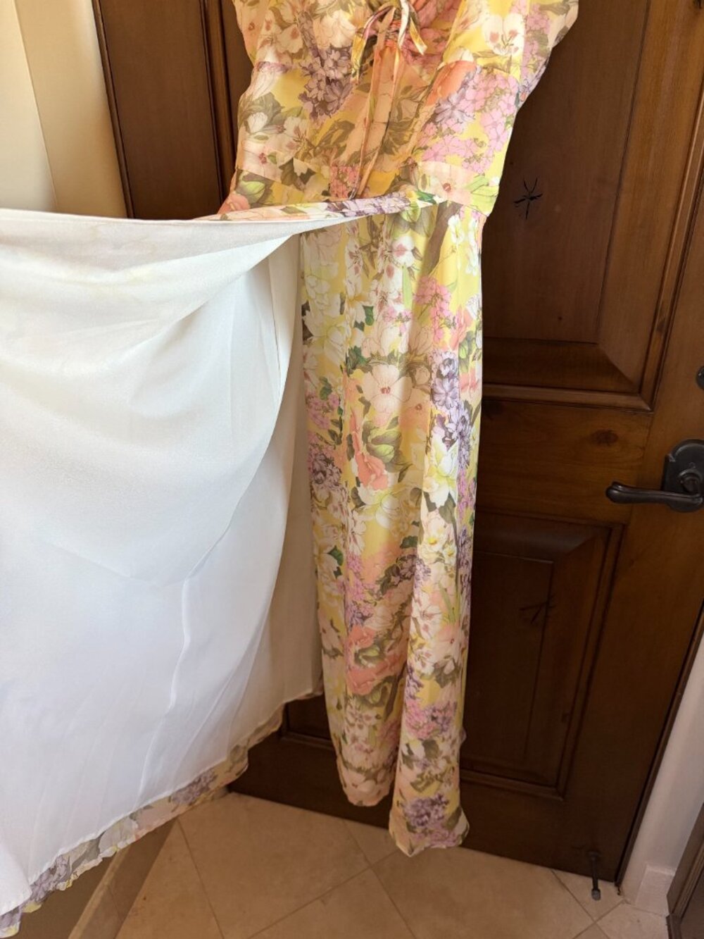 Yumi Kim Ariana Garden Lemon Floral Chiffon Midi Dress Size M - Picture 9 of 9